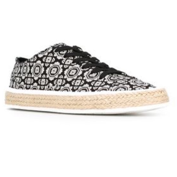 Dolce & Gabbana Shoes - Dolce&Gabbana new women’s low top sneakers